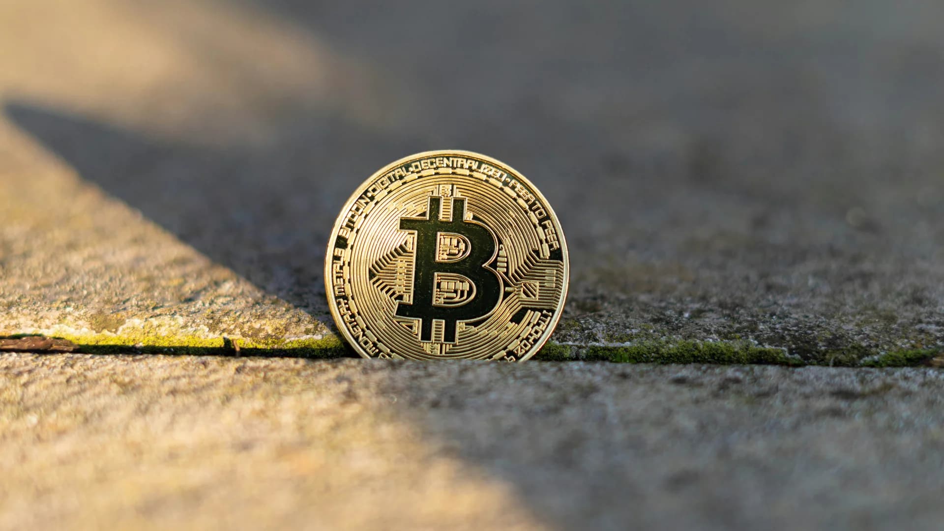 Crypto Code Commits Fall 75% as Devs Move to AI Projects