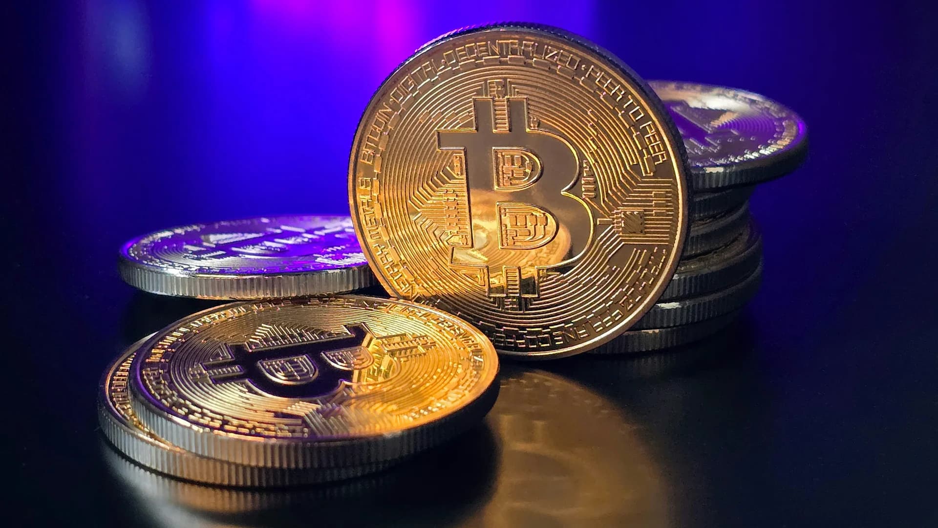 Eskom Plans Bitcoin Miner Discounts as Solar Surplus Grows