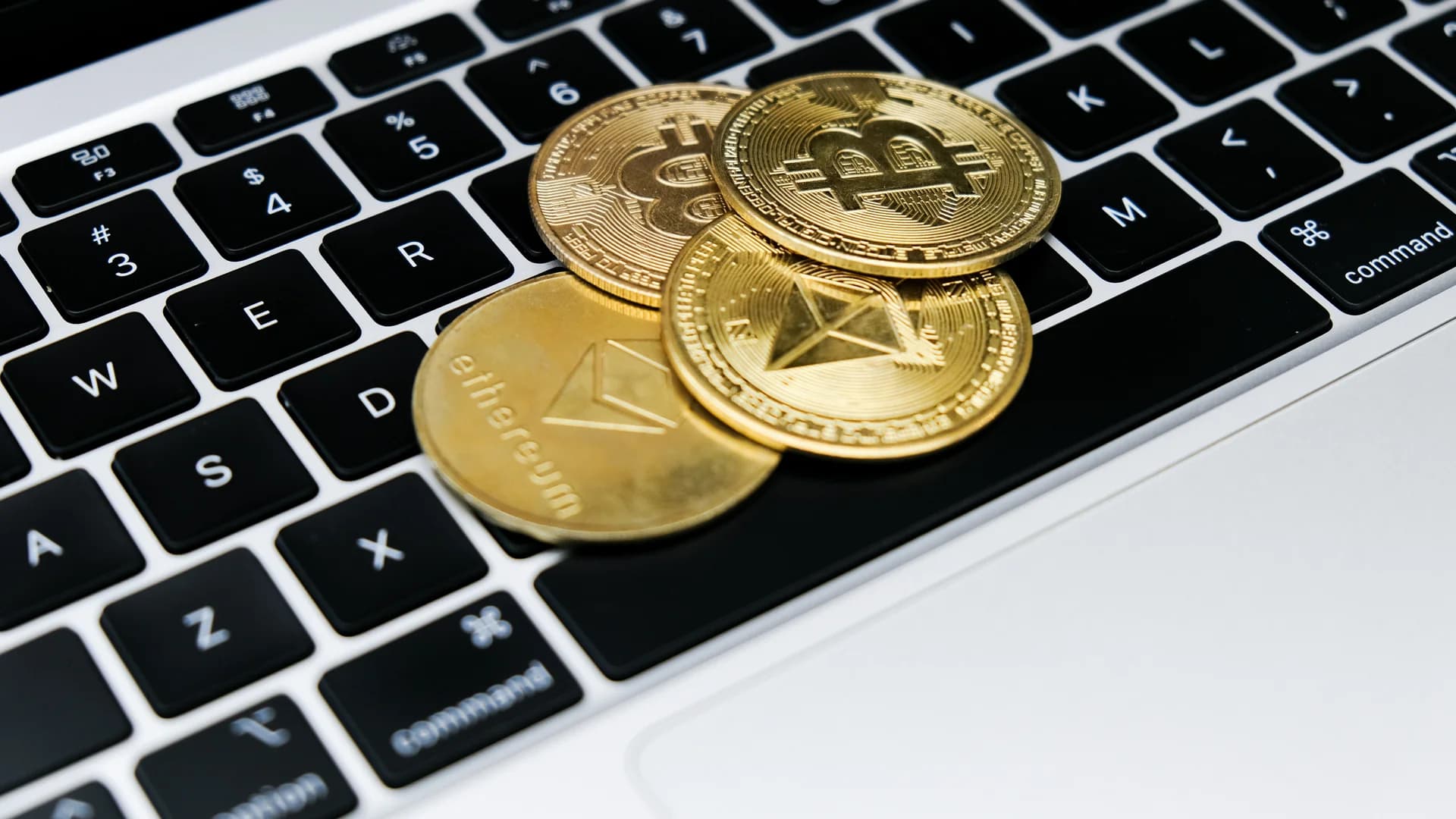 Arthur Hayes Says HYPE Token Could Reach $150 by 2026