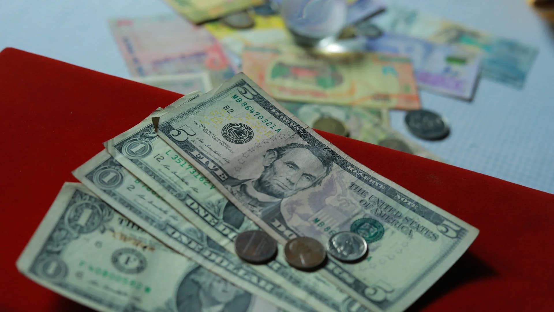 Florida's Stablecoin Bill Echoes DeSantis' CBDC Ban