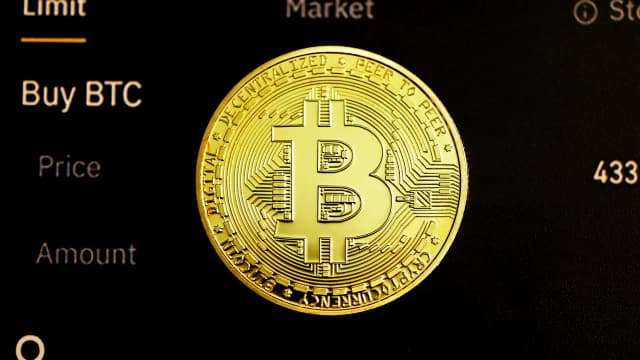 ECB Paper Questions If DeFi DAOs Are Decentralized Enough