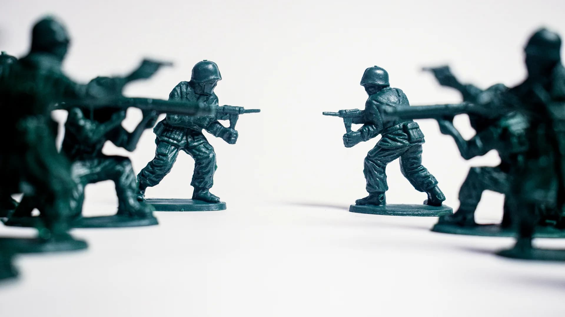 Oil Shock and Iran War Keep Crypto on Sidelines