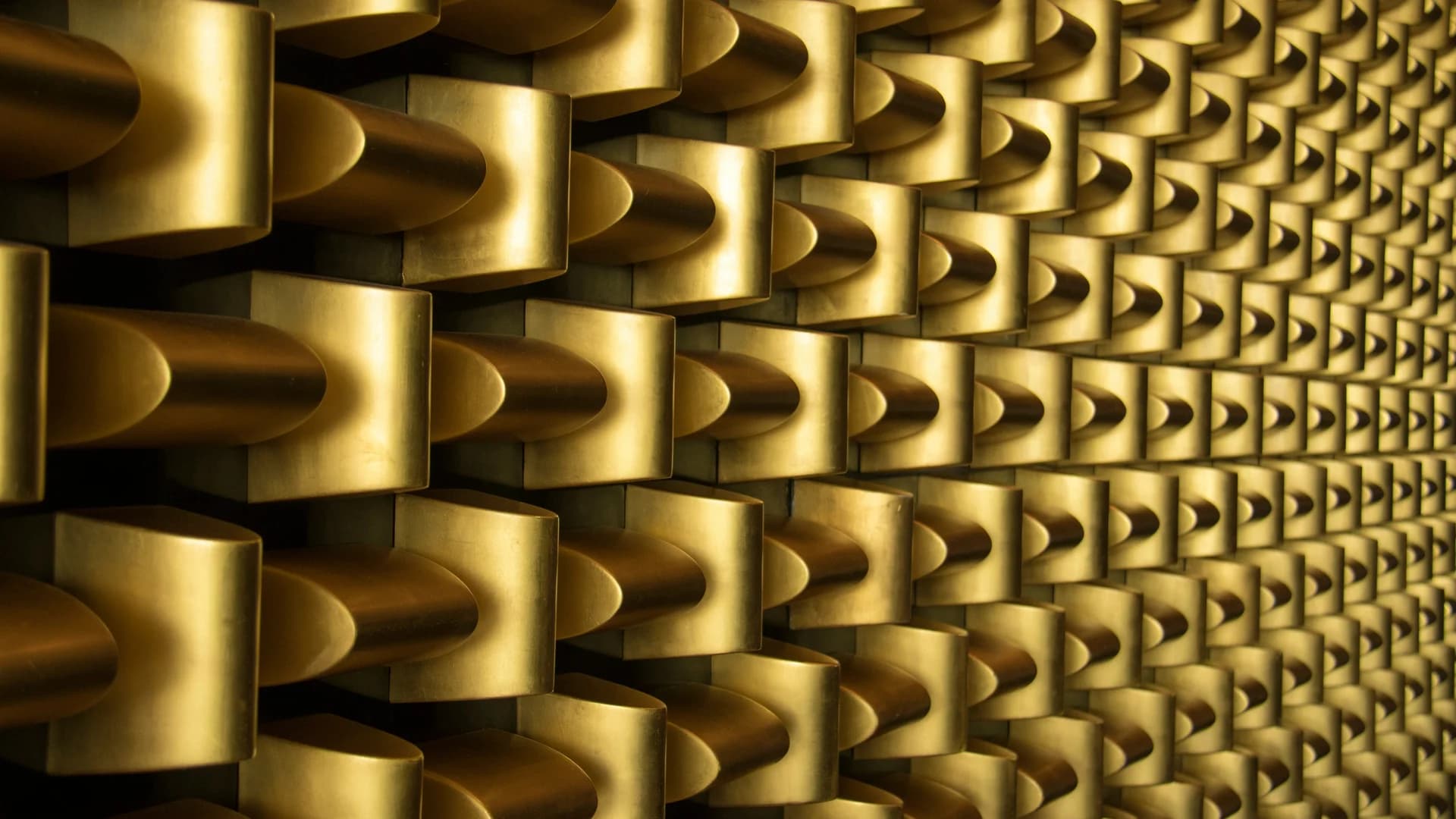 Ex-Fidelity Team Sells Retail on Onchain Gold Arbitrage