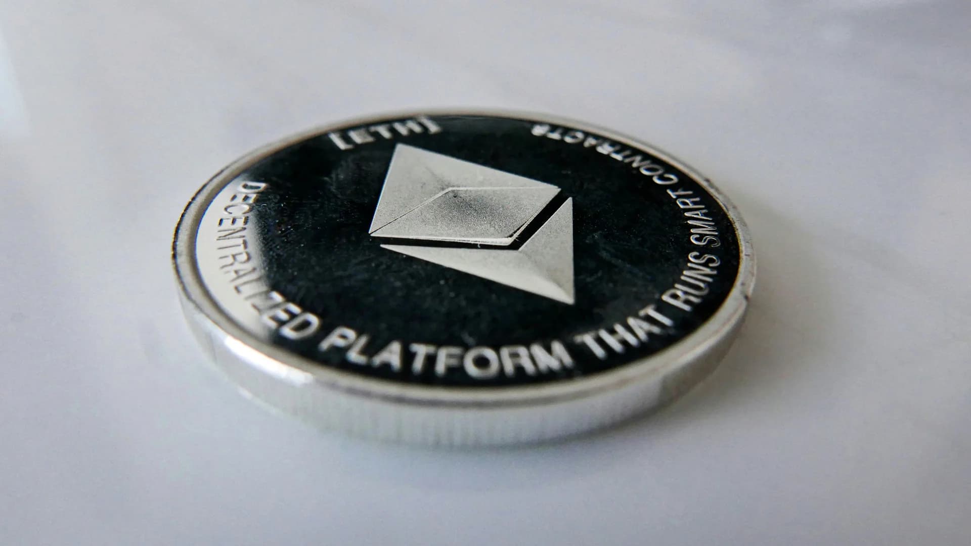 Bitwise Hyperliquid ETF Gets Closer to Launch With Second SEC Filing