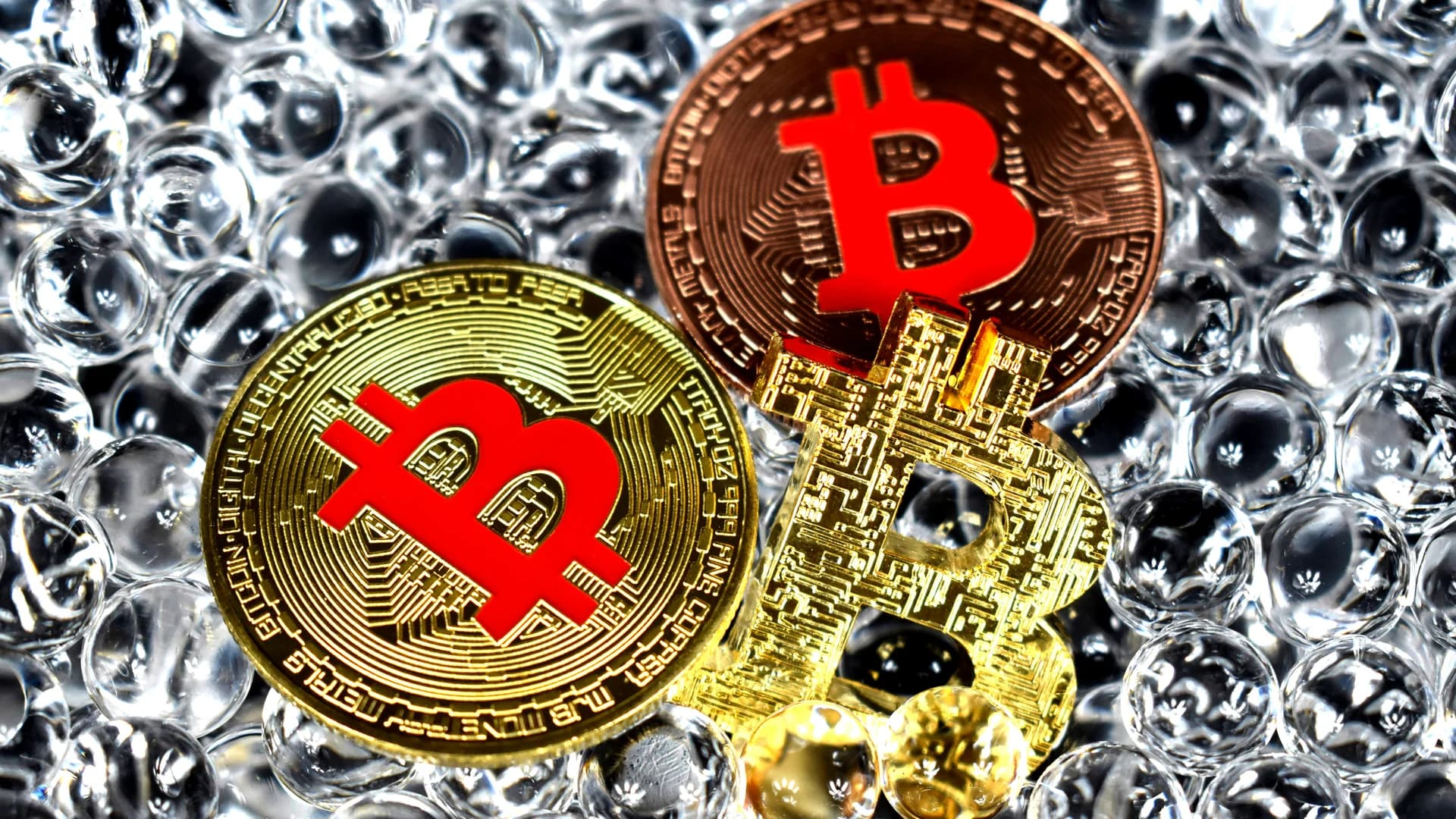 Price Predictions 4/10: BTC, ETH, XRP, BNB, SOL, DOGE, HYPE