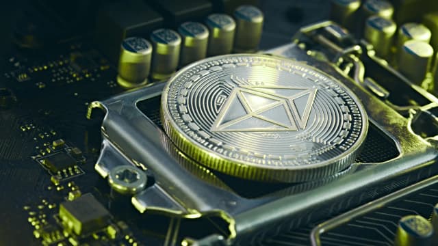 ETH Price Fractal Hints at 250% Rally to $6,300