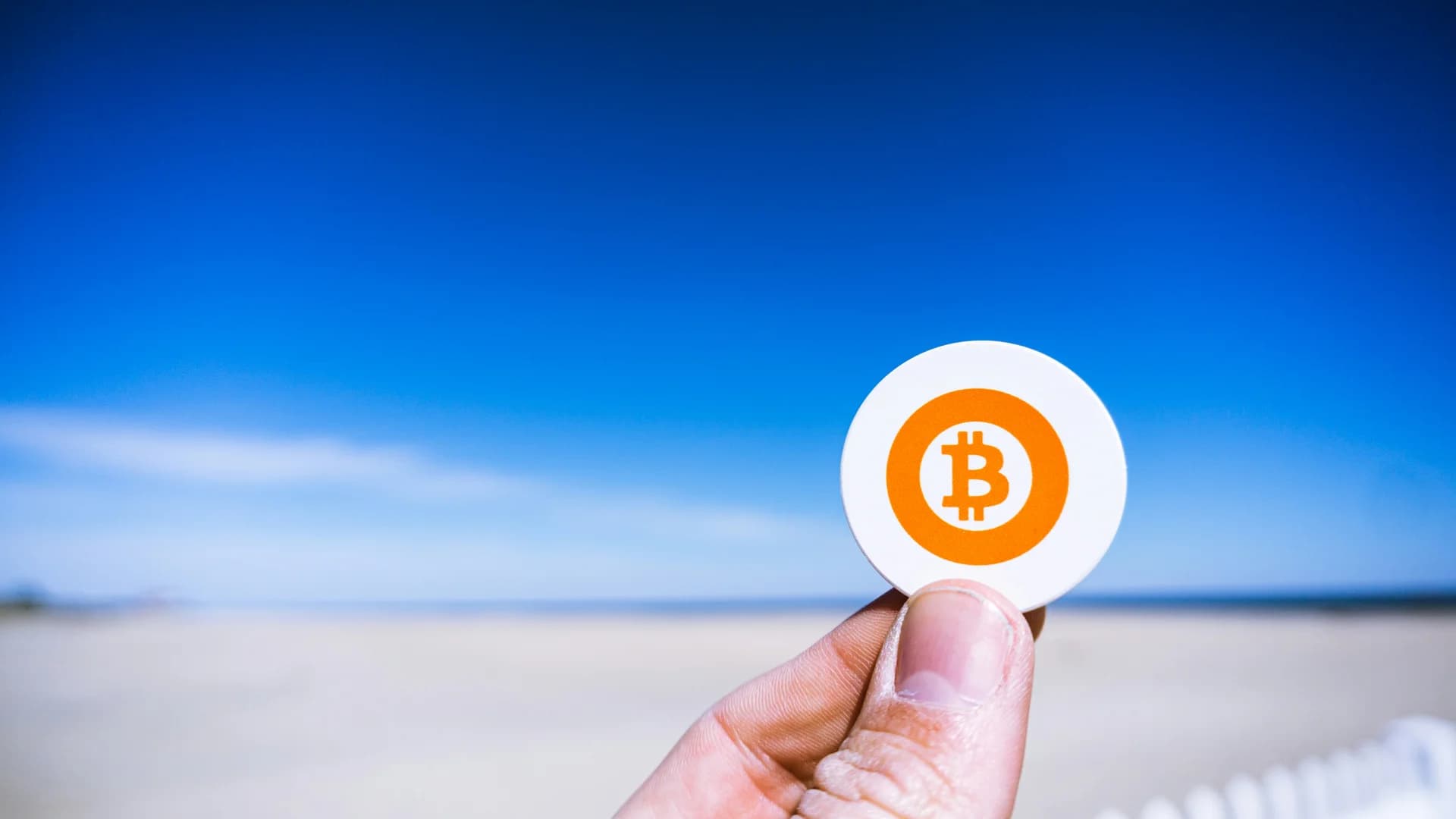 Bitcoin Bulls Eye $125K on US-Iran Peace Talks