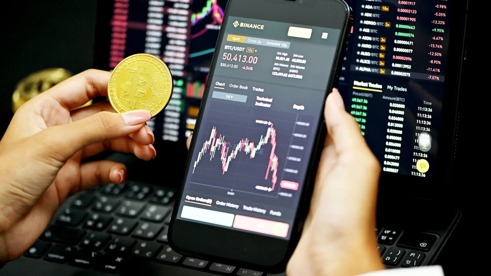 Coinbase vs Robinhood: Which Beaten-Down Fintech Stock Looks Like the Better Buy Now